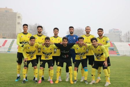 تیم ۹۰ ارومیه با گل وقت‌های اضافه ایمان سبز شیراز را شکست داد