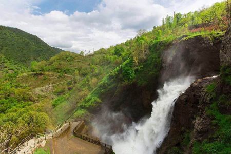 ۱۲ منطقه گردشگری سردشت در سامانه جامع گردشگری ثبت شد