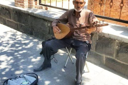 گرسنگی فرهنگی در موسیقی خیابانی ارومیه / نفوذ موسیقی محلی ترکیه