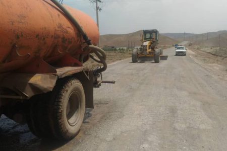 آماده سازی محور روستایی ارسی در شهرستان خوی