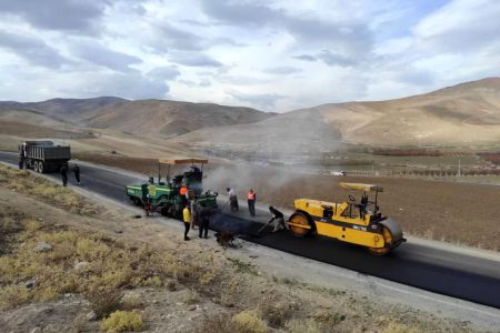 آسفالت بالغ بر ۳۴ کیلومتر راه روستایی در شهرستان بوکان