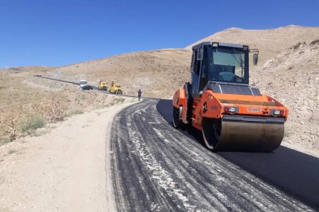 در دست ساخت بودن ۳۲ پروژه راه روستایی در آذربایجان غربی