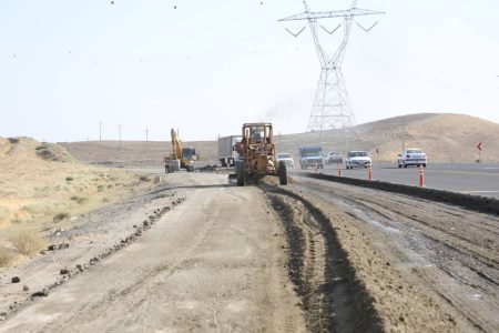 اتمام زیرسازی ٢.۵ کیلومتر از  کریدور بزرگراهی غرب کشور در شمال آذربایجان‌غربی