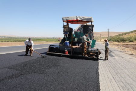 بهسازی و آسفالت بزرگراه نقده، پیرانشهر- تمرچین ادامه دارد