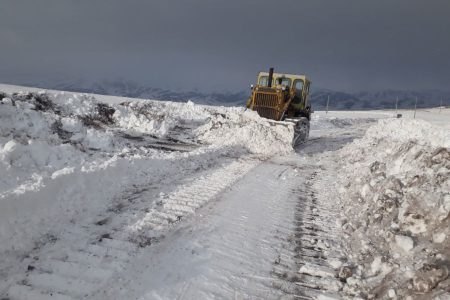 تردد در برخی محورهای شمالی استان آذربایجان غربی با زنجیر چرخ امکان پذیر است