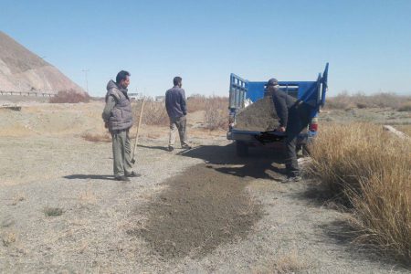 برخورد با عامل برداشت غیرمجاز شن و ماسه از بستر دریاچه ارومیه