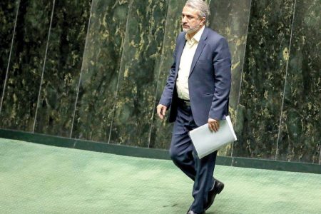 فوری/ وزیر پر حاشیه صمت از این وزارتخانه خداحافظی کرد