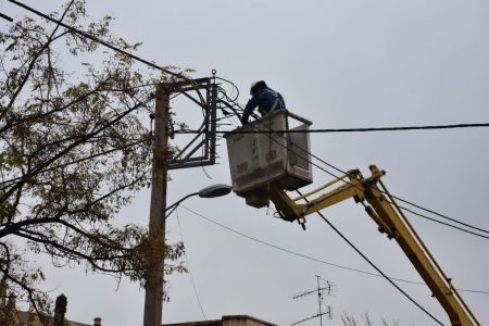 ۴۳ کیلومتر تبدیل شبکه سیم مسی به کابل خودنگهدار / برق رسانی به روستای بدون برق گاموس