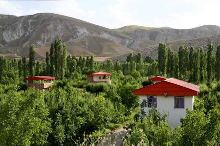 ویلا سازی و خرد شدن اراضی ، مانعی در جهت توسعه کشاورزی مدرن است / قلع و قمع ۵۷۹ مورد بنا و مستحدثات غیر مجاز در اراضی کشاورزی آذربایجان غربی