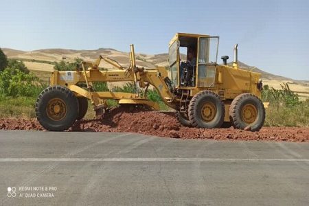 بیش از ۱۵۰۰ کیلومتر از حریم جاده‌های آذربایجان غربی پاکسازی شد