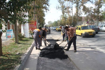 اجرای عملیات مرمت آسفالت خیابان سردار شهید سلیمانی