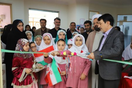 گشایش نمایشگاه « نماز، چشمه نور» به مناسبت هفته ملی کودک