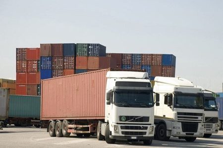 صادرات بیش از ۴ میلیون تن انواع محصولات داخلی از گمرکات آذربایجان غربی