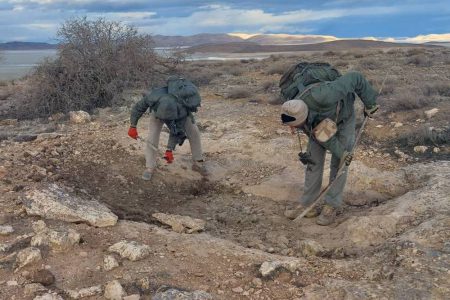 رسیدگی به وضعیت سنگ آب های  جزیره اشک پارک ملی دریاچه ارومیه