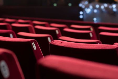 نرخ بلیط سینماهای ارومیه شناور شد