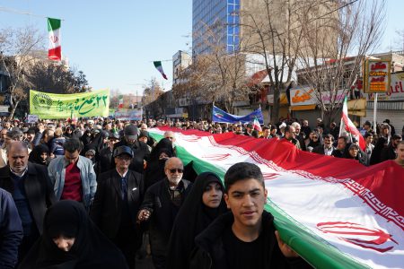 آذربایجان اویاخدی انقلابا دایاخدی/ راهپیمایی باشکوه ۲۲ بهمن در ارومیه برگزار شد