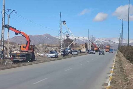 پیشرفت ۶۰ درصدی پروژه ۲ مداره جاده سرو جهت تامین برق پارک علم و فناوری آذربایجان غربی