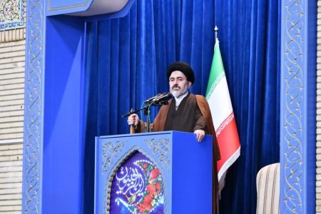 مسئولان جمهوری اسلامی از تهدیدات هراسی ندارند و با تمام قوا ایستادگی خواهند کرد