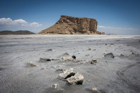 دریاچه ارومیه یک گام دیگر به مرگ نزدیک شد