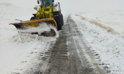 بازگشایی راه ارتباطی ۱۳۱ روستای آذربایجان غربی طی ۲۴ ساعت گذشته توسط راهداران استان