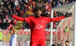 تراکتور ۴_۰ هوادار/ جشنواره گل شاگردان اسکوچیچ در خانه؛ گلباران به قیمت عبور از سپاهان