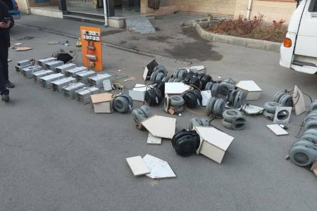 پای ماینرهای غیرمجاز به مدارس غیرانتفاعی هم باز شد/ کشف ۱۳ دستگاه ماینر غیرمجاز در یکی از مدارس غیرانتفاعی شهرستان میاندوآب