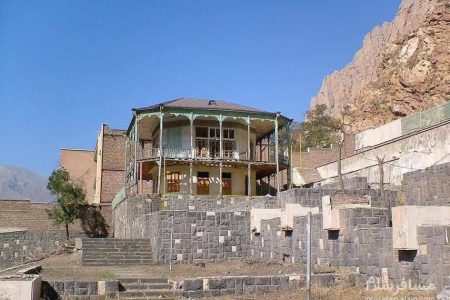عمارت کلاه‌فرنگی و هلال احمر ماکو واگذار می‌شود