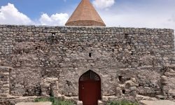 کلیسای ثبت‌ملی مهلذان، پس از سال‌ها دوباره درب‌دار شد