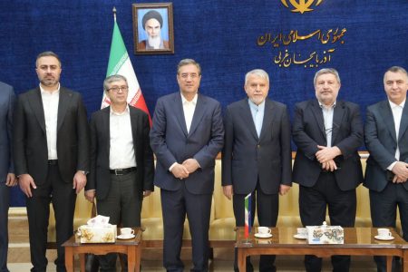 وزیر میراث فرهنگی و رئیس شورای اطلاع‌رسانی دولت وارد ارومیه شدند