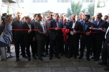 بهره‌برداری از واحد تولیدی صنایع لاستیکی زرین گام در آذربایجان‌غربی