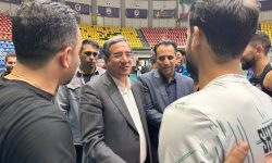 بازدید استاندار آذربایجان‌غربی از تمرین تیم والیبال شهرداری ارومیه