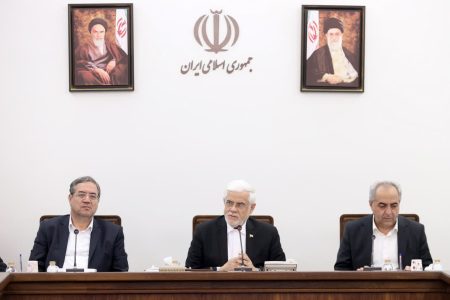 نجات دریاچه ارومیه اولویت ملی است / بدون اجماع نخبگان و مشارکت مردم موفق نمی‌شویم