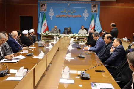 امروز رسالت ایثارگران بسیار سنگین است