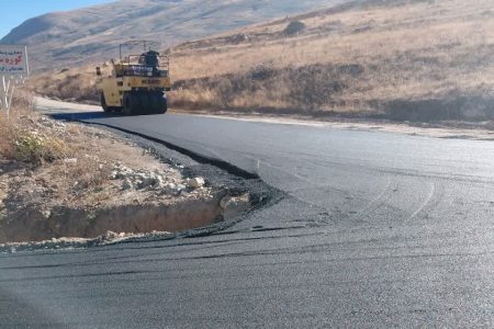 اجرای بیش از ۵۸ کیلومتر آسفالت راه روستایی در شهرستان ارومیه
