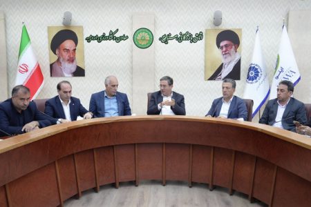 استاندار آذربایجان‌غربی، تنگ‌نظری‌ها مانع توسعه استان شده است