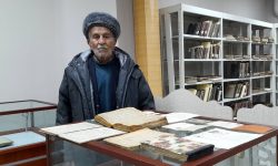 اهدای اسناد و کتب چاپ سنگی توسط خیر ارومیه ای