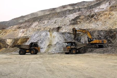 ضرب‌الاجل ۳ ماهه دستگاه قضا به معادن تکاب برای تأمین آب شرب و صیانت از محیط زیست