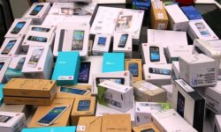 ضبط ۵۲ دستگاه گوشی تلفن همراه قاچاق در ارومیه