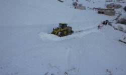 محورهای آذربایجان‌غربی پس از برف‌روبی گسترده به مدار تردد بازگشت