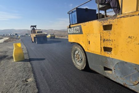 اعتبار ۶۴۲ میلیارد ریالی برای توسعه راه‌های بوکان؛ ۲۱.۵ کیلومتر روکش آسفالت در محورها اجرا شد
