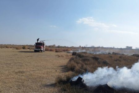 مهار آتش‌سوزی در حریم پارک ملی دریاچه ارومیه