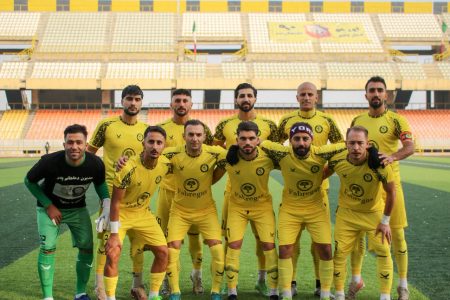 توقف خانگی ۹۰ ارومیه مقابل پارس جنوبی