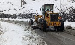تمام تجهیزات و کارکنان راهداری آذربایجان غربی آماده عملیات زمستانی هستند