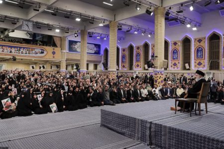 جنگ نرم دشمن؛ فریب و شایعه برای بی‌انگیزه‌سازی مردم